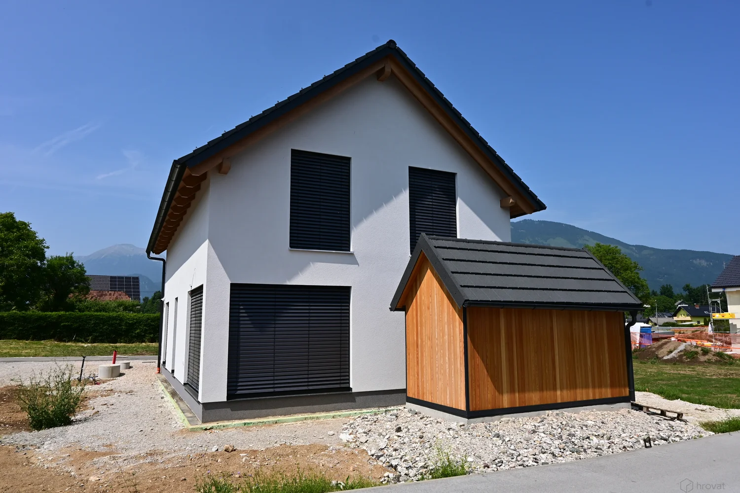 Moderne lesene vrtne lope