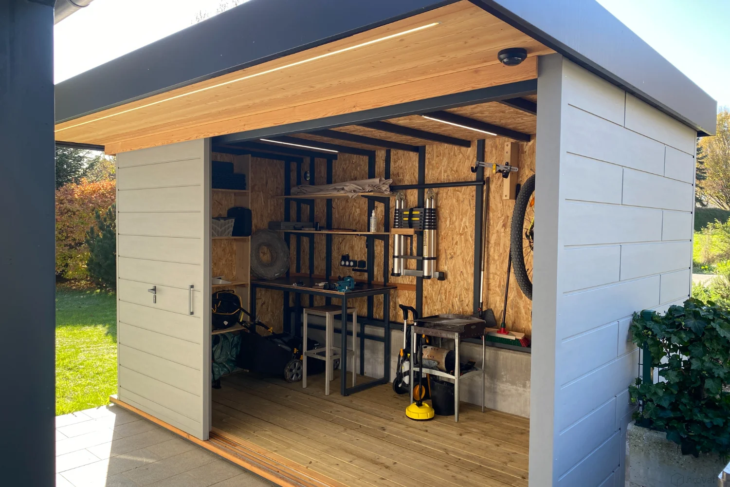 garden shed made to order