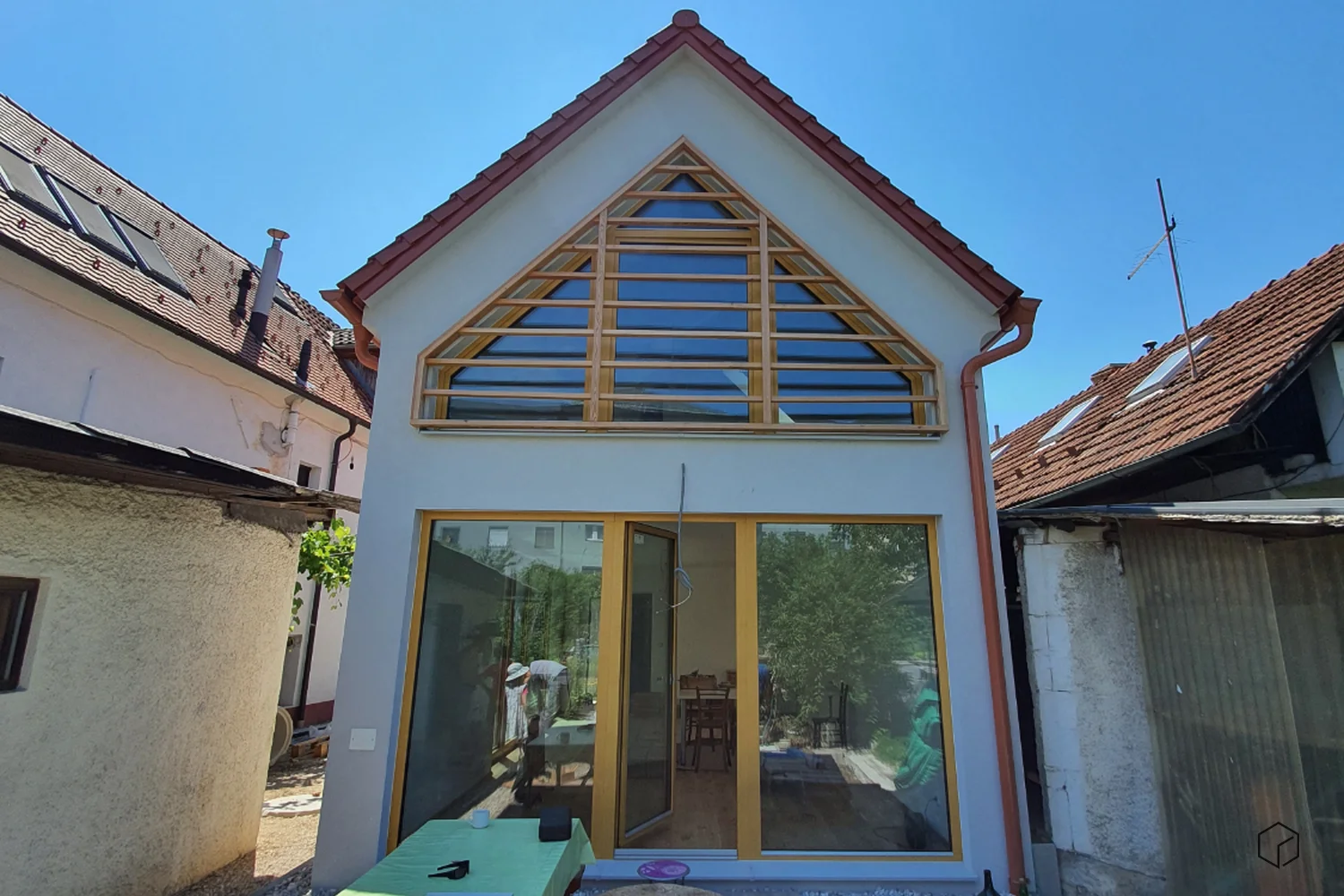 Holzschiebeläden Hrovat