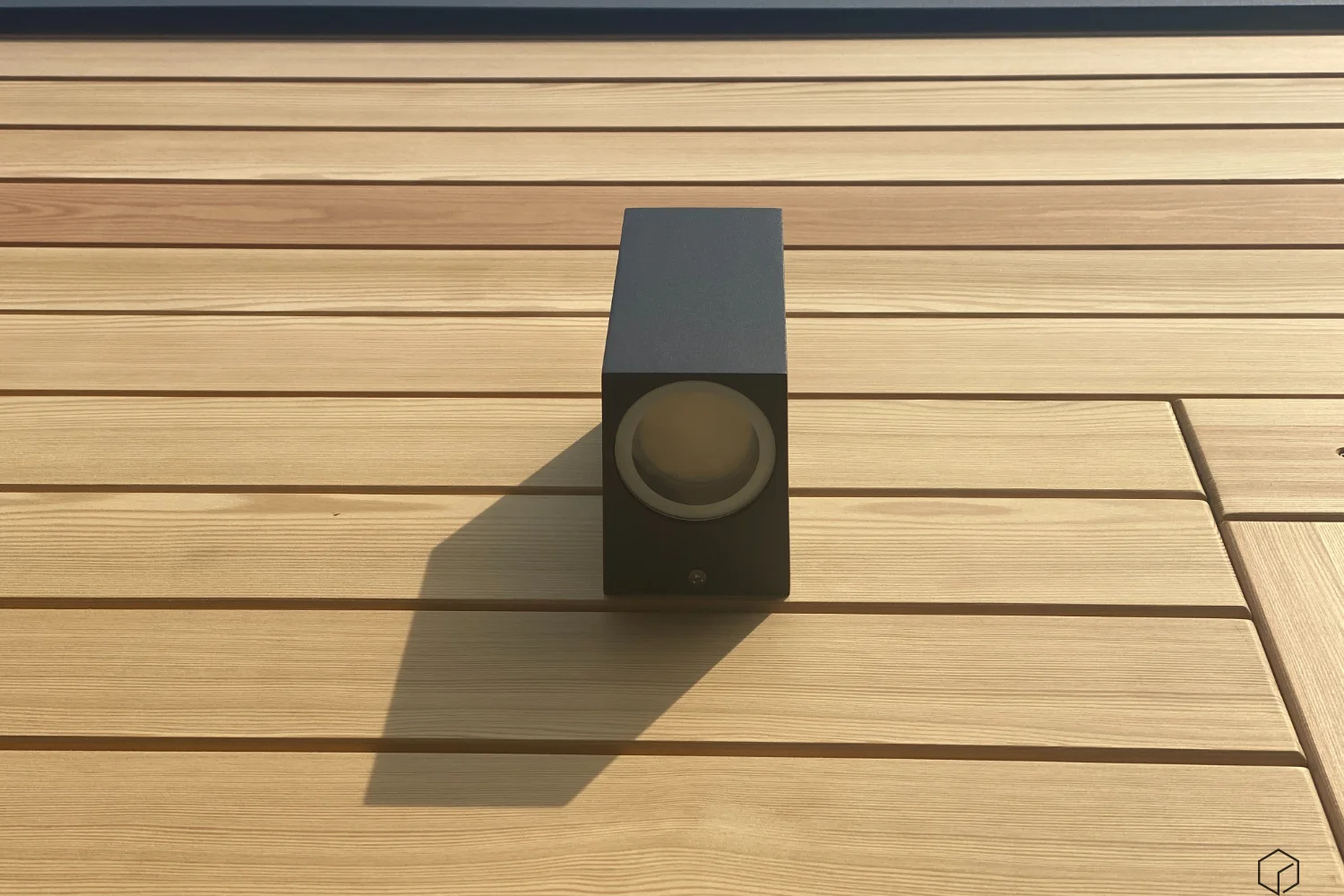 kvadratne luči hrovat