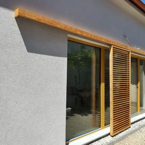 Holz-Schiebeläden Hrovat