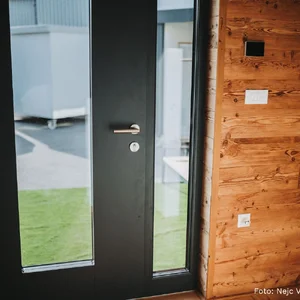 vrata modularne hise Cubie Life